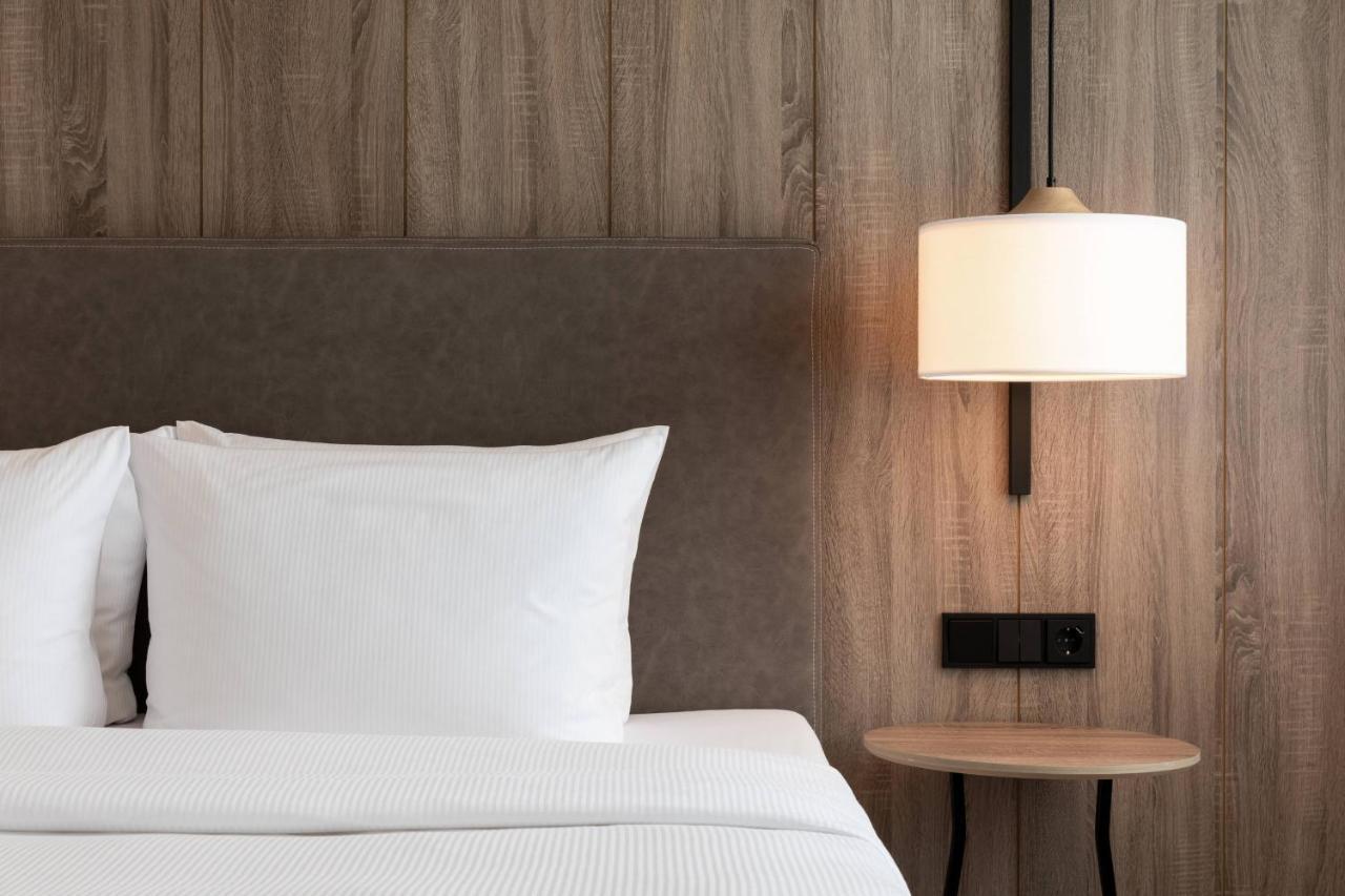 Ac Hotel By Marriott Berlin Humboldthain Park Bagian luar foto