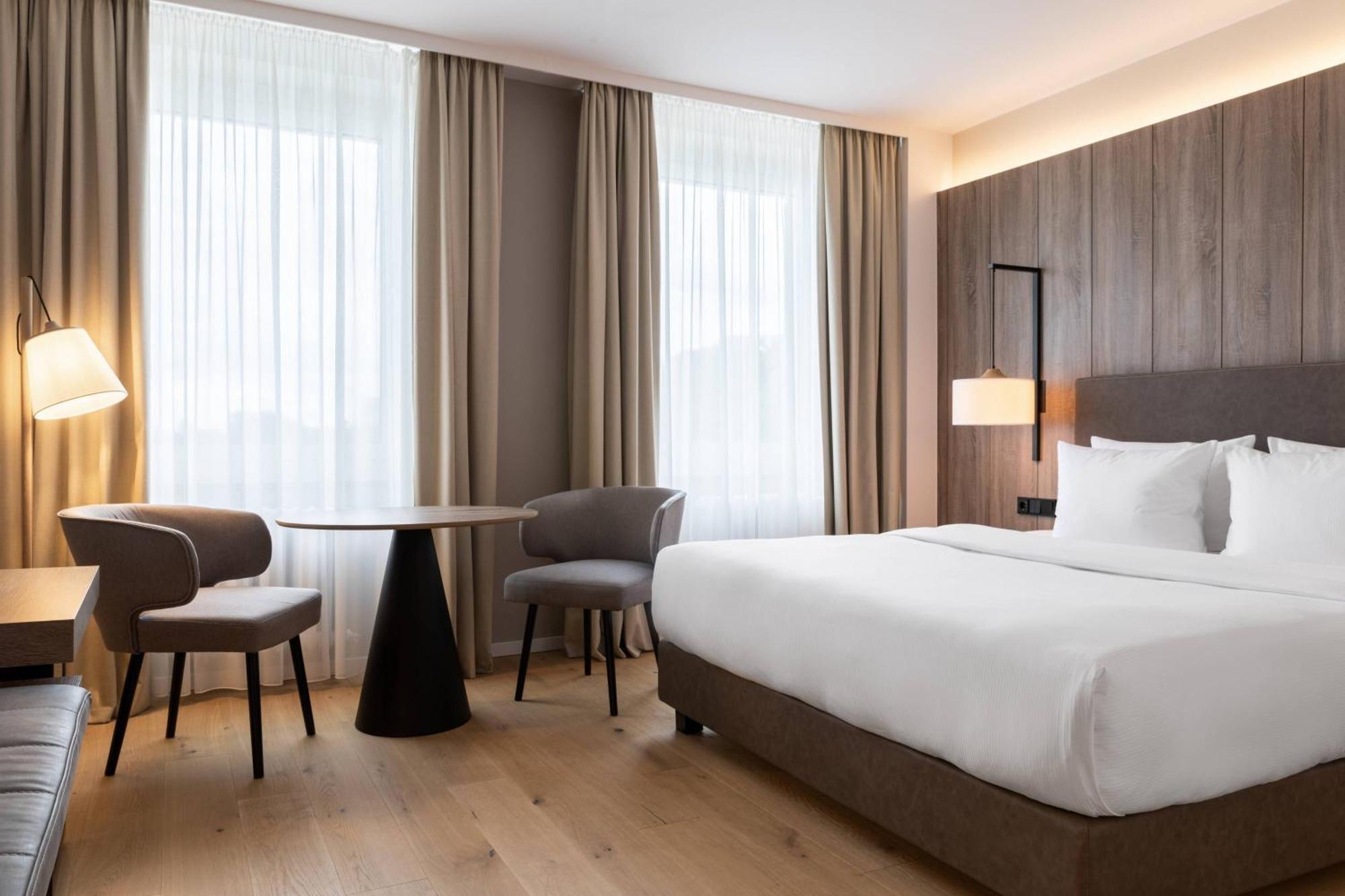 Ac Hotel By Marriott Berlin Humboldthain Park Bagian luar foto