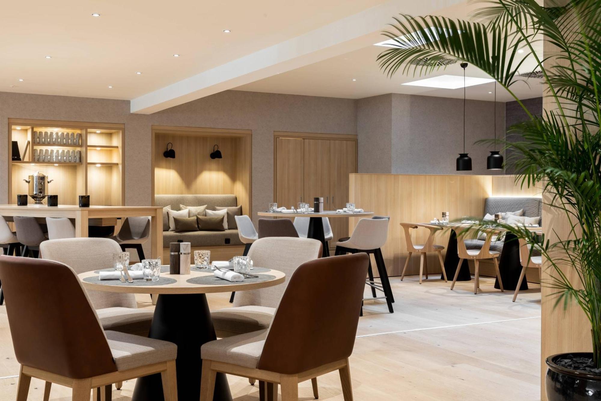 Ac Hotel By Marriott Berlin Humboldthain Park Bagian luar foto